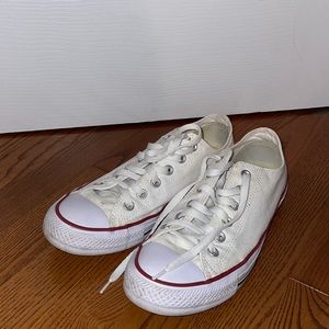 White low top converse size 9